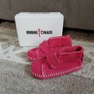 Minnetonka Hot Pink Booties